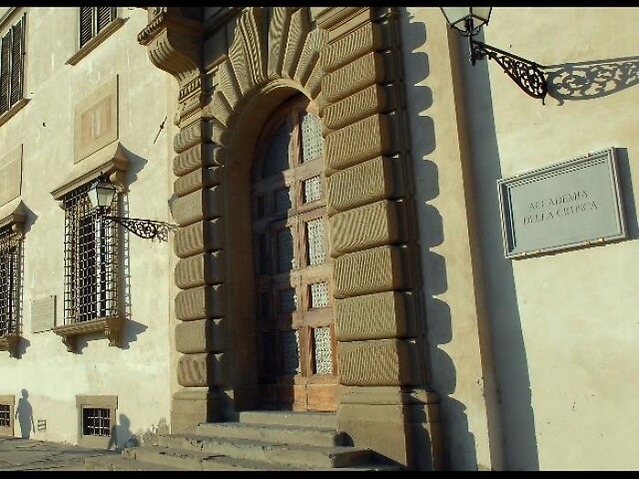 Crusca striglia Miur, abbandona italiano