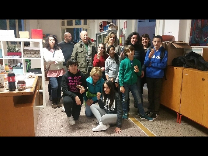 Ladri a scuola,presidio genitori-docenti