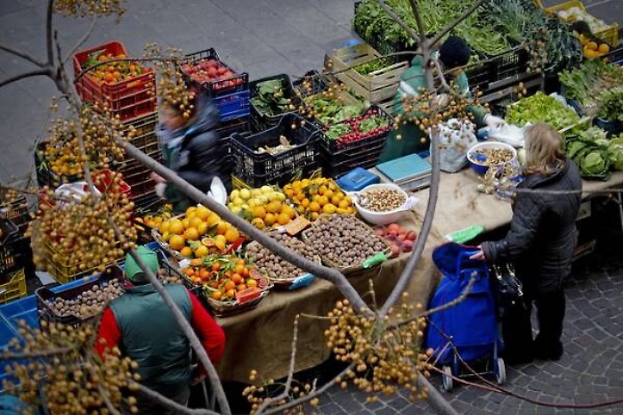 Aumentano ancora famiglie 'single' in Europa, Eurostat