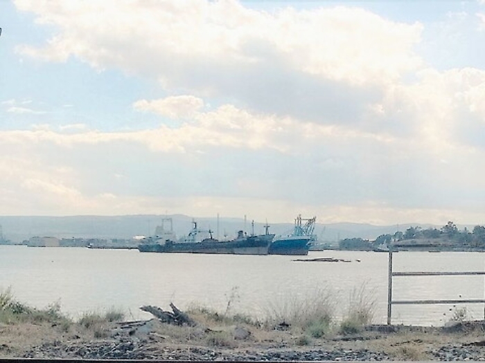 Augusta, sbarcati 59 pakistani: soccorsi a lago di Avola su una barca a vela