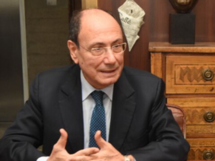Renato Schifani: &laquo;Alfano ci pensi: col centrodestra allargato sconfiggeremo i grillini&raquo;