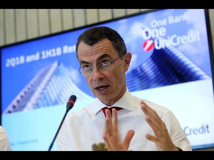 Unicredit supera attese, utile a 1,4 mld