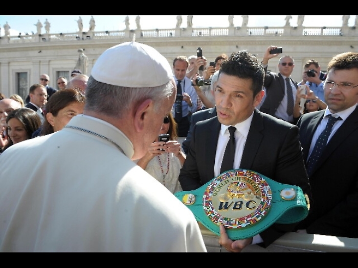 Boxe: 'Mondiale della Pace' in Vaticano