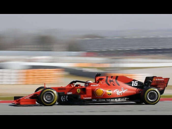 F1: Leclerc fermo ai box a Montmel&ograve;