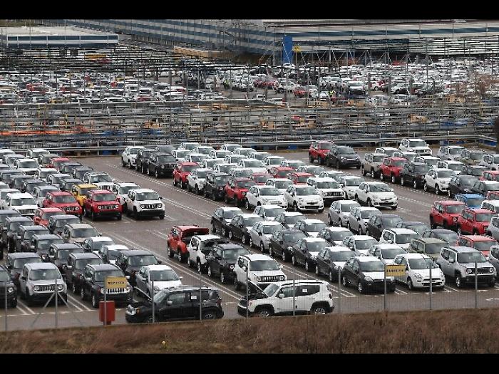 Fca Melfi: nuovi stop alla produzione