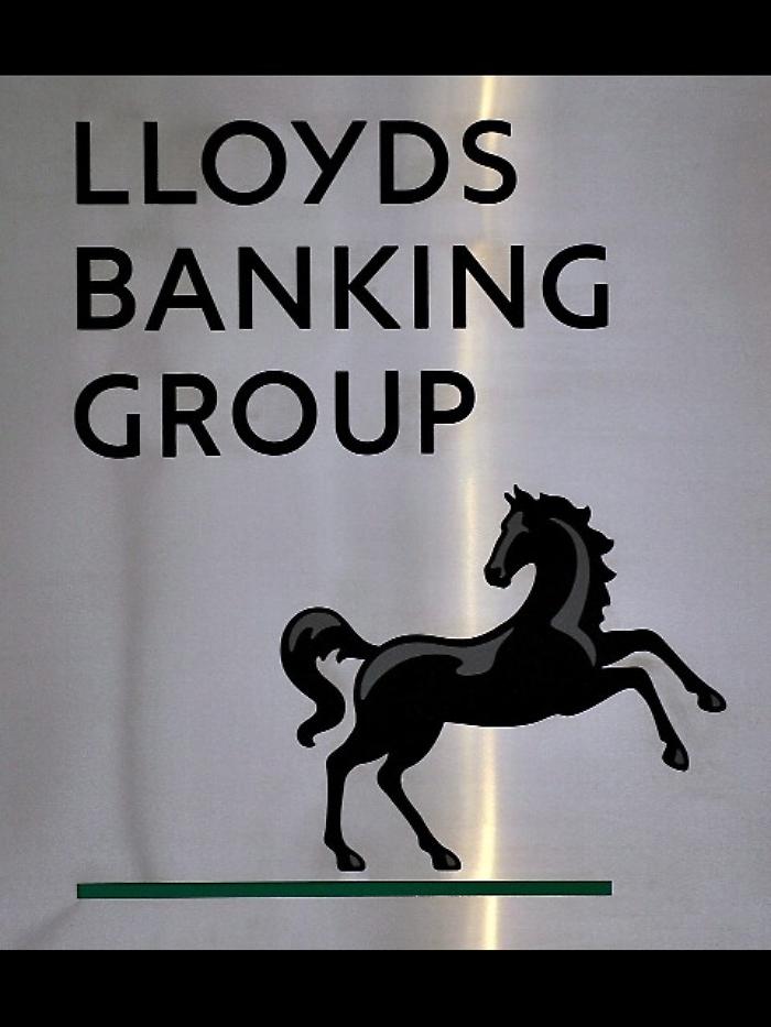 Lloyds: Londra taglia quota sotto 6%