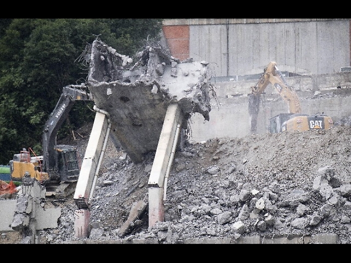 Neg&ograve; crollo ponte Morandi, &egrave; indagato