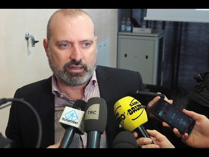 Bonaccini, orgogliosi apripista vaccini