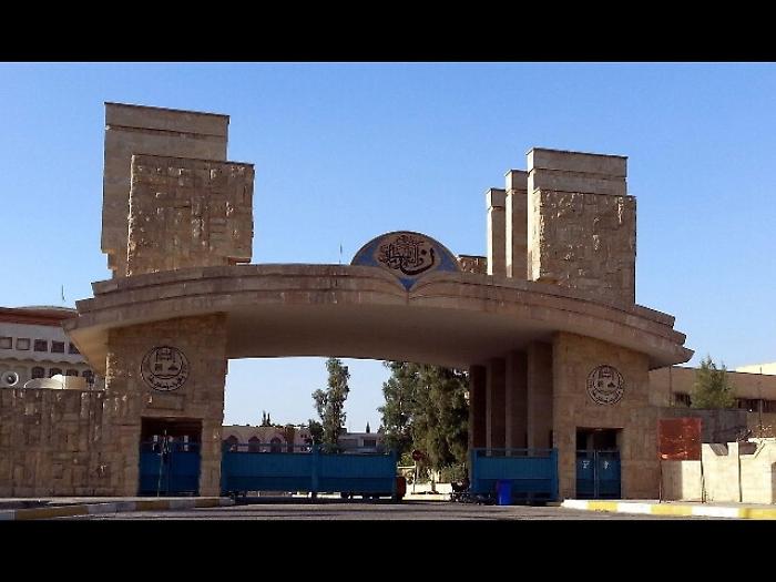 Iraq: Isis saccheggia universit&agrave; Mosul