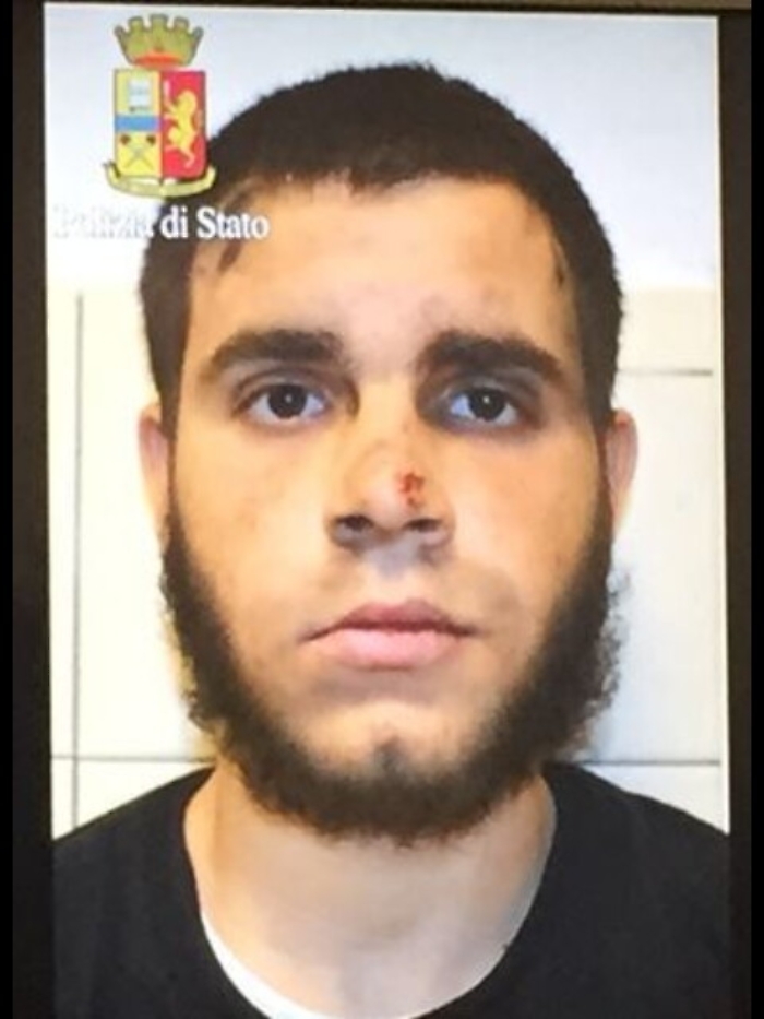 Hosni indagato per terrorismo