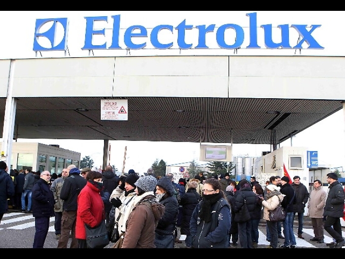 Electrolux: siglato accordo fuoriuscite