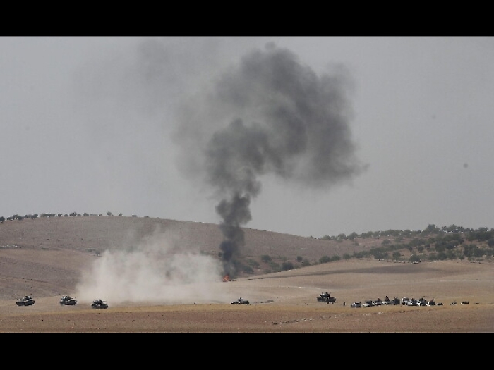 Siria: vasta offensiva Isis nell'est