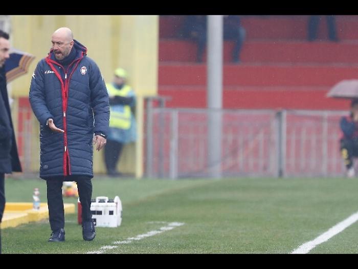 Crotone: Zenga, evitare paure mentali