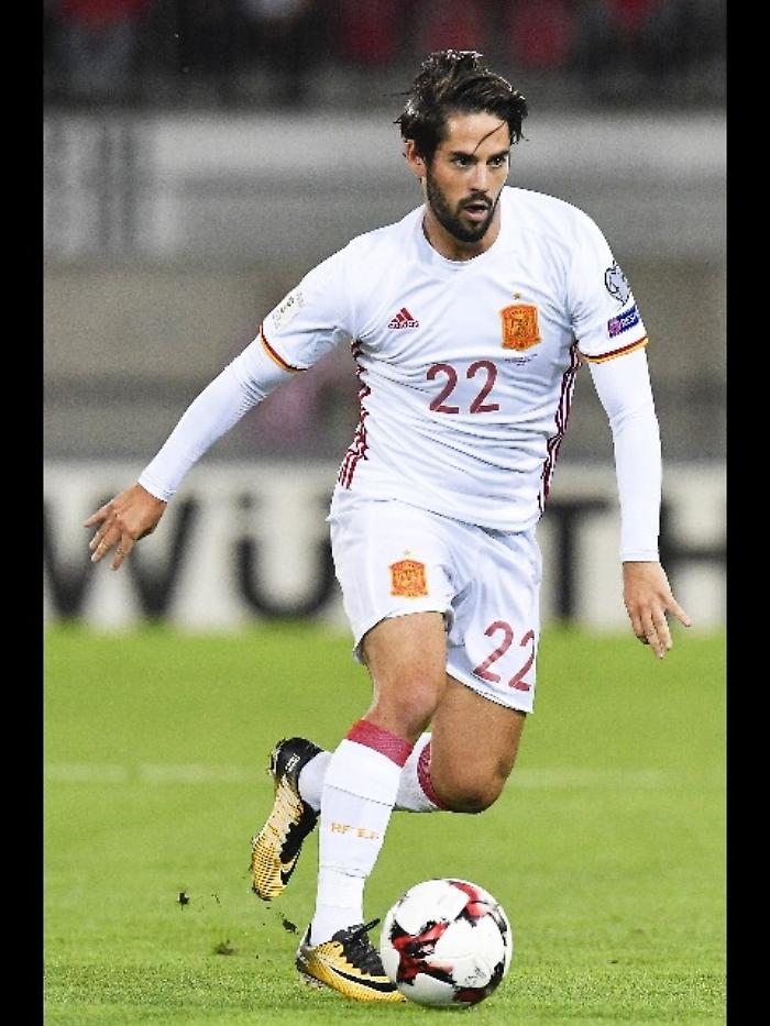 Real blinda Isco, contratto fino al 2022