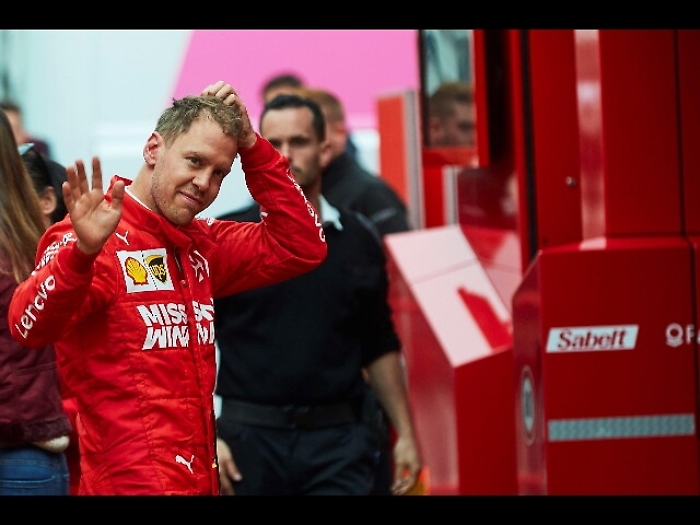 F1: Vettel, SF90 fuori controllo