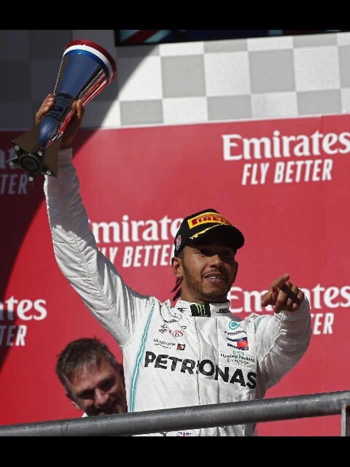 F1: Hamilton 'dedicato a Niki Lauda'
