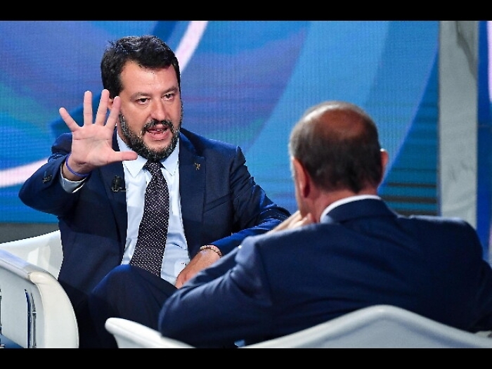Salvini, vediamo se Governo riapre porti