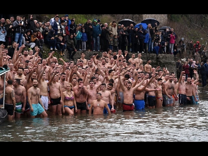 Epifania ortodossa, bagno nei fiumi
