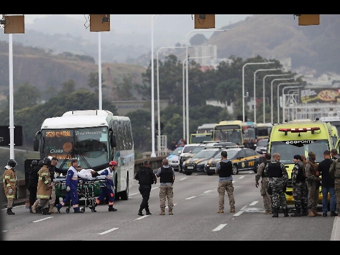 Media,ucciso sequestratore autobus a Rio