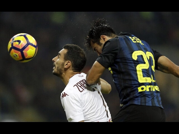 Trauma mandibola, Zappacosta salta Genoa
