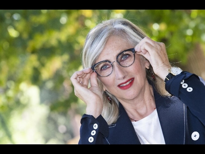 Una Savino inedita e sexy in 'Rosa'