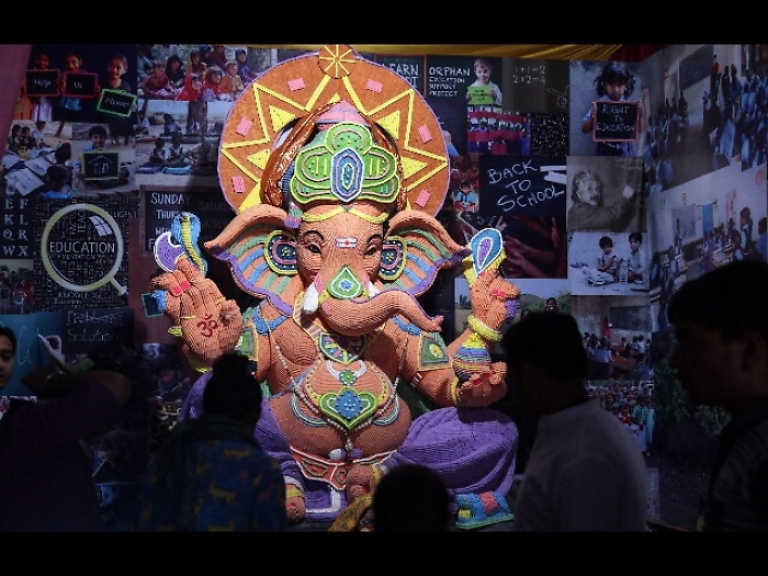 India: distrutta antica statua di Ganesh