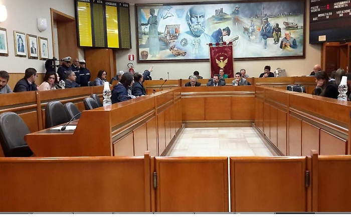 Gela, approvato nella notte dal Consiglio comunale il bilancio di previsione