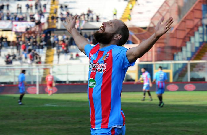 LegaPro, Catania  scacco matto alla Reggina: 3 a 1