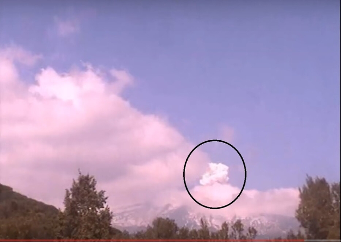 Etna, dimessi gli ultimi sei turisti feriti, l'eruzione ha ripreso vigore 