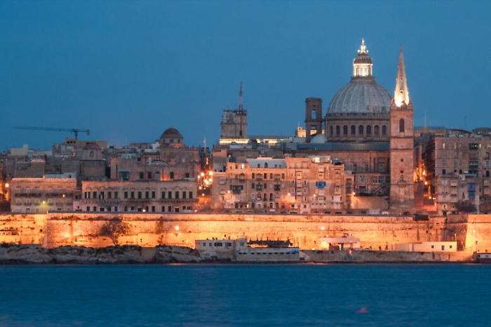 Mol&shy;lo tut&shy;to e vado a la&shy;vo&shy;ra&shy;re a Mal&shy;ta: real&shy;t&agrave; o uto&shy;pia?