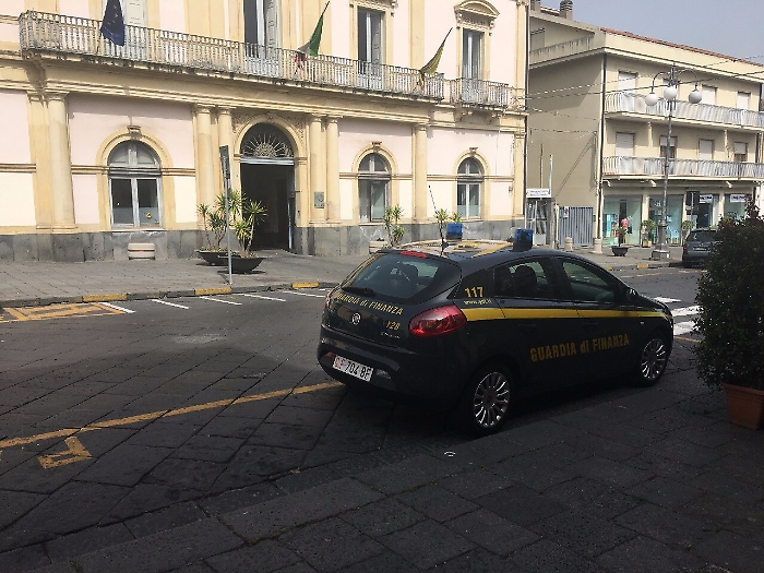 Giarre, lavori al micro asilo comunale, indagati capo Utc, commissione di gara e imprenditore