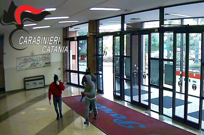 S. G. la Punta, rapina alla gioielleria de "I Portali", arrestati i tre banditi