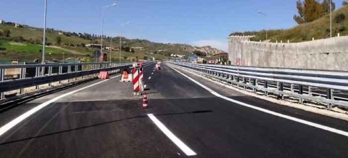 Agrigento-Caltanissetta, aperto al traffico altro tratto via  "Degli scrittori"