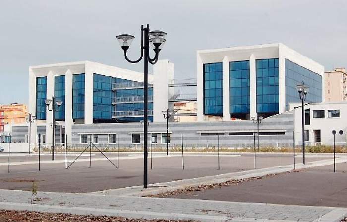 Palazzo di Giustizia abusivo di Gela salvato da demolizione