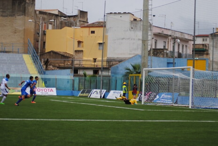 Serie C, il Siracusa affonda nel pantano: al De Simone passa il Matera