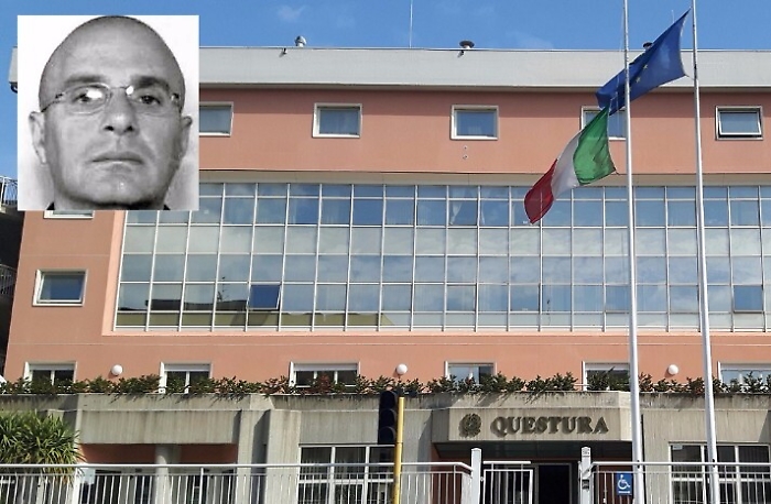 Pistole nascoste in officina, siracusano arrestato dalla polizia