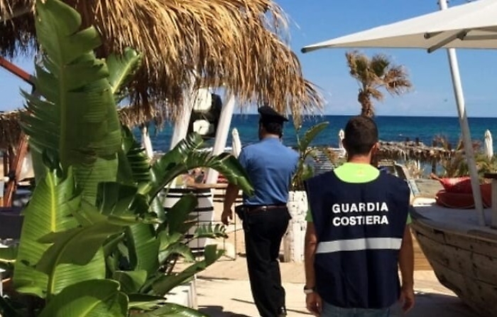Noto, sequestrato lido per occupazione abusiva di suolo pubblico