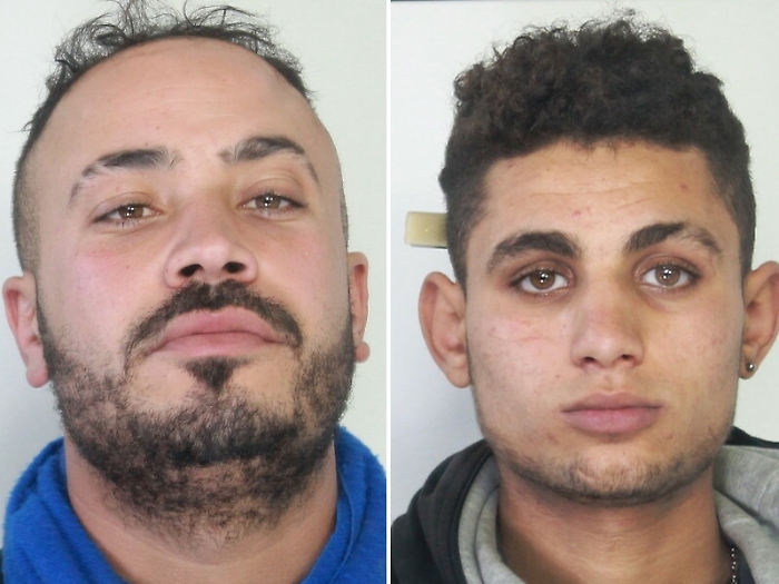 Ribano cellulare a un passante, due tunisini arrestati a Catania