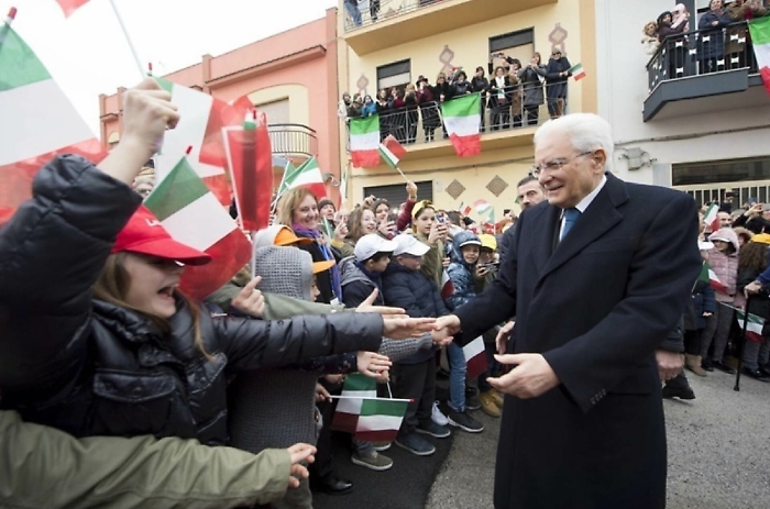 Mattarella nel Belice a 50 anni dal terremoto porta &laquo;fiducia nel futuro&raquo;