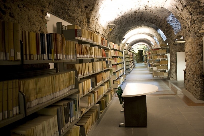 Catania, visite guidate in notturna nell'ex Monastero dei Benedettini