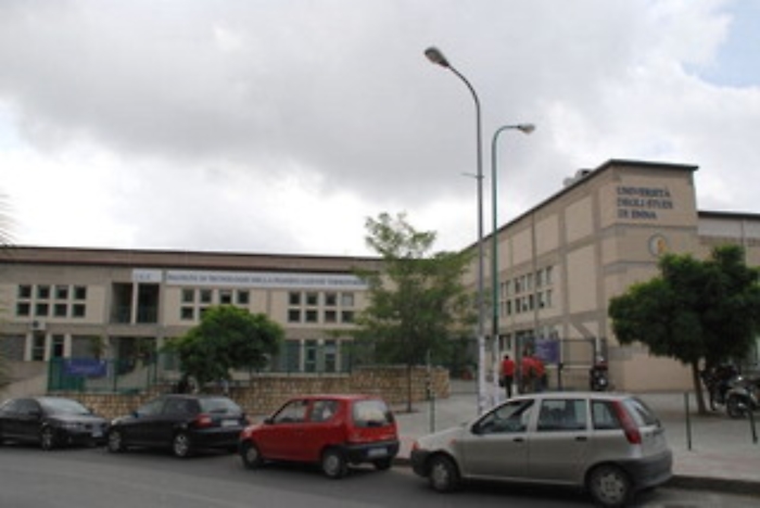 Universit&agrave;, la Kore di Enna in festa: entra in un laboratorio d'eccellenza