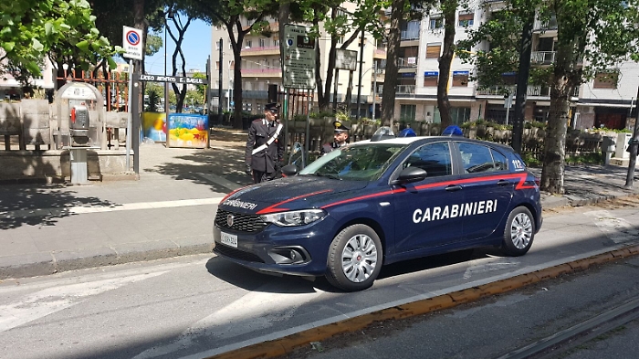 Messina, entra in un Caf per chiedere informazioni e l'impiegato tenta di violentarla