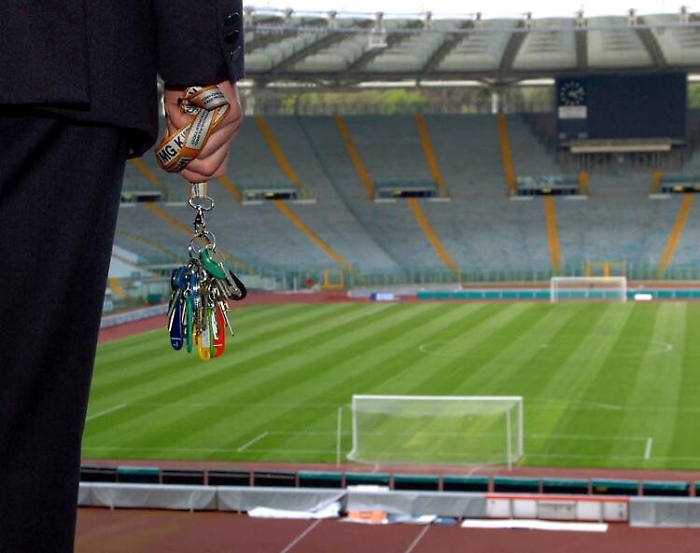 Serie B a 22, arriva "spinta" del governo:  &laquo;Ripescaggi da farsi e immediatamente&raquo;