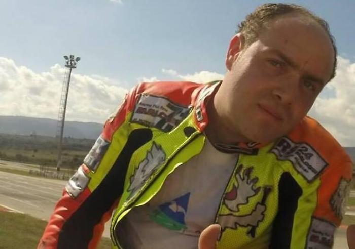 Noto, mucca assassina sulla statale: un centauro 34enne perde la vita