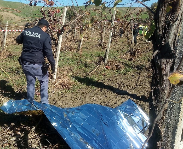 Medico morto, la moglie disperata: &laquo;Voglio vederlo anche se straziato&raquo;