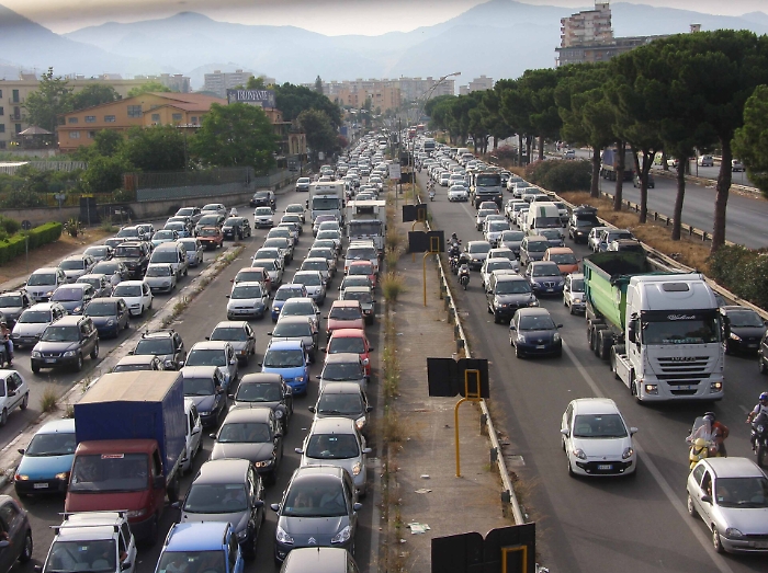 Palermo, centauro travolto e ucciso Ora &egrave; caccia a pirata della strada