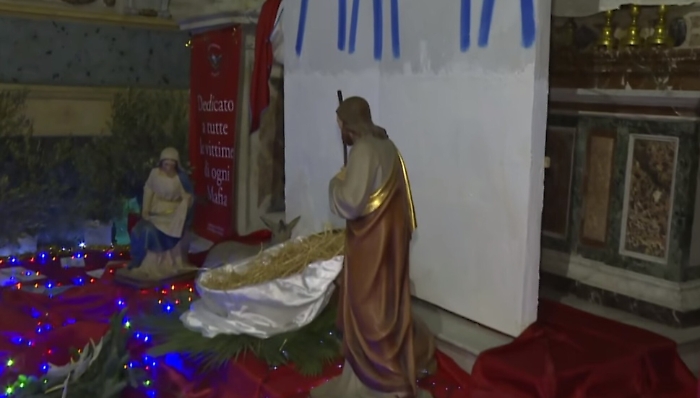 Palermo, presepe "No mafia" all'Olivella con foto di Falcone e Borsellino