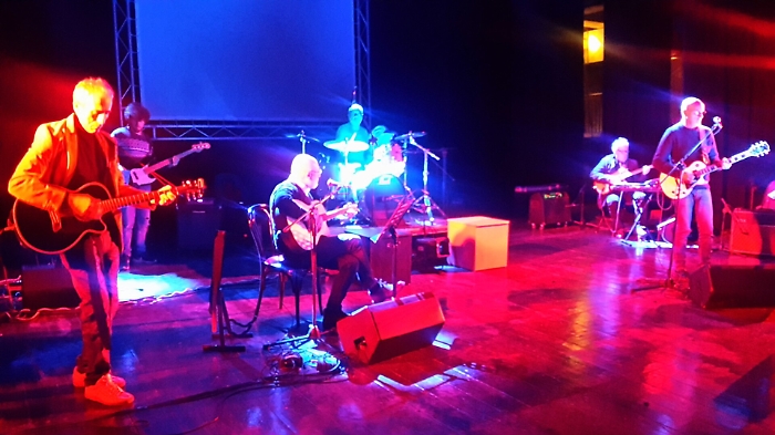 &ldquo;We can be Heroes&rdquo;, la favola del rock ispirata da David Bowie