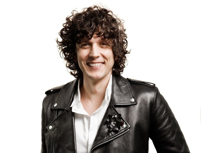 Il tour "naif" di Ermal Meta fa tappa in Sicilia