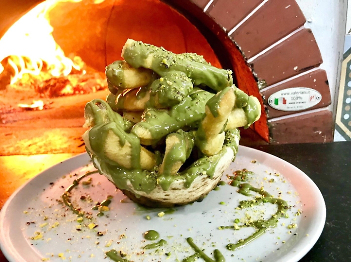 Gino Sorce e quella "pazza" idea della pizza inedita